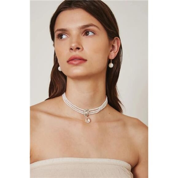 18K Gold Plated Leverback Pearl Earrings | 12mm White Shell Pearl Drops - Picture 2 of 5